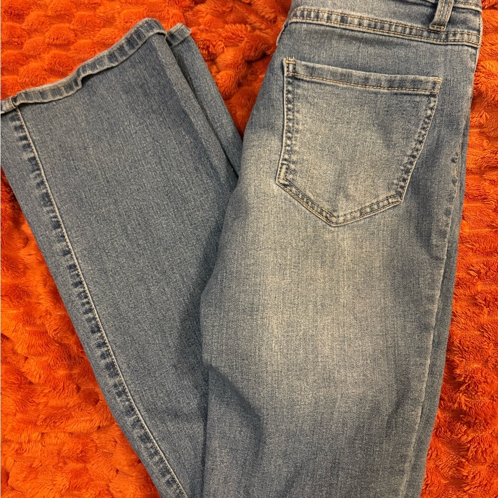 Blue Boot Cut Jeans with Classic Style